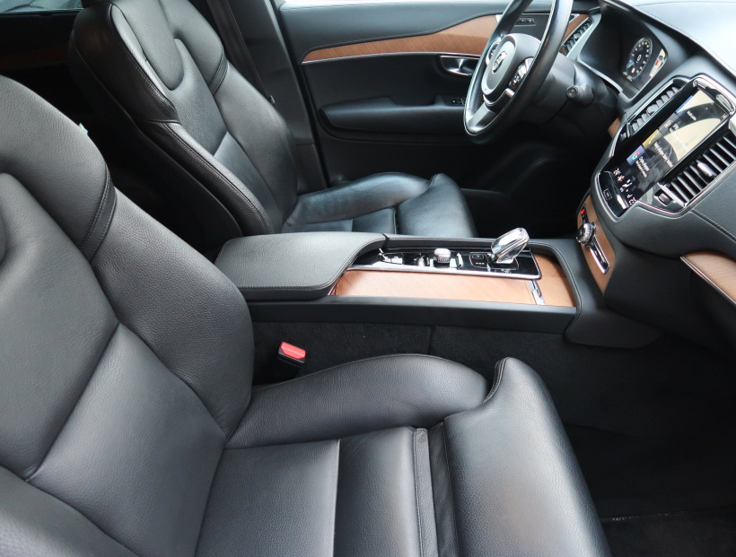 Volvo XC90, 2021