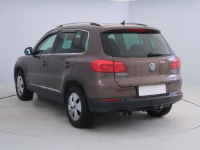 Volkswagen Tiguan - 2013