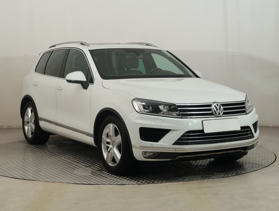 Volkswagen Touareg - 2015