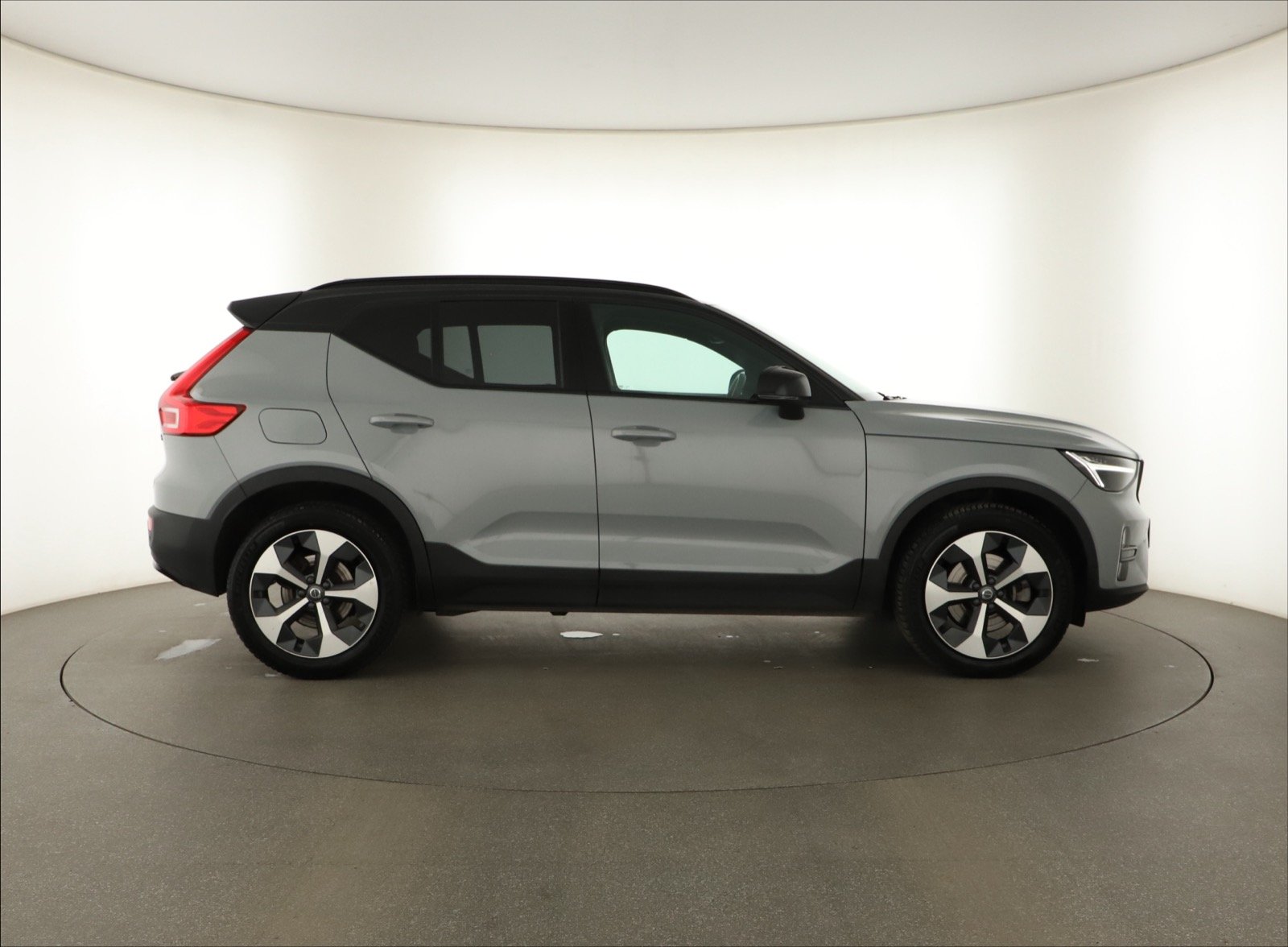 Volvo XC40 - 2023
