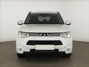 Mitsubishi Outlander - 2014