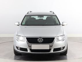 Volkswagen Passat - 2011