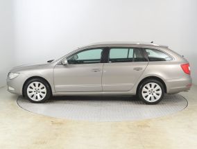 Skoda Superb - 2011