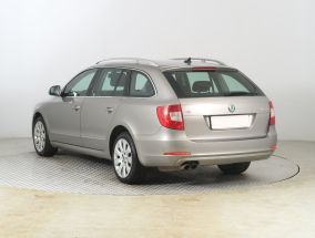 Skoda Superb - 2011