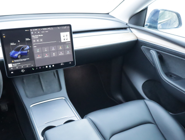 Tesla Model Y - 2022