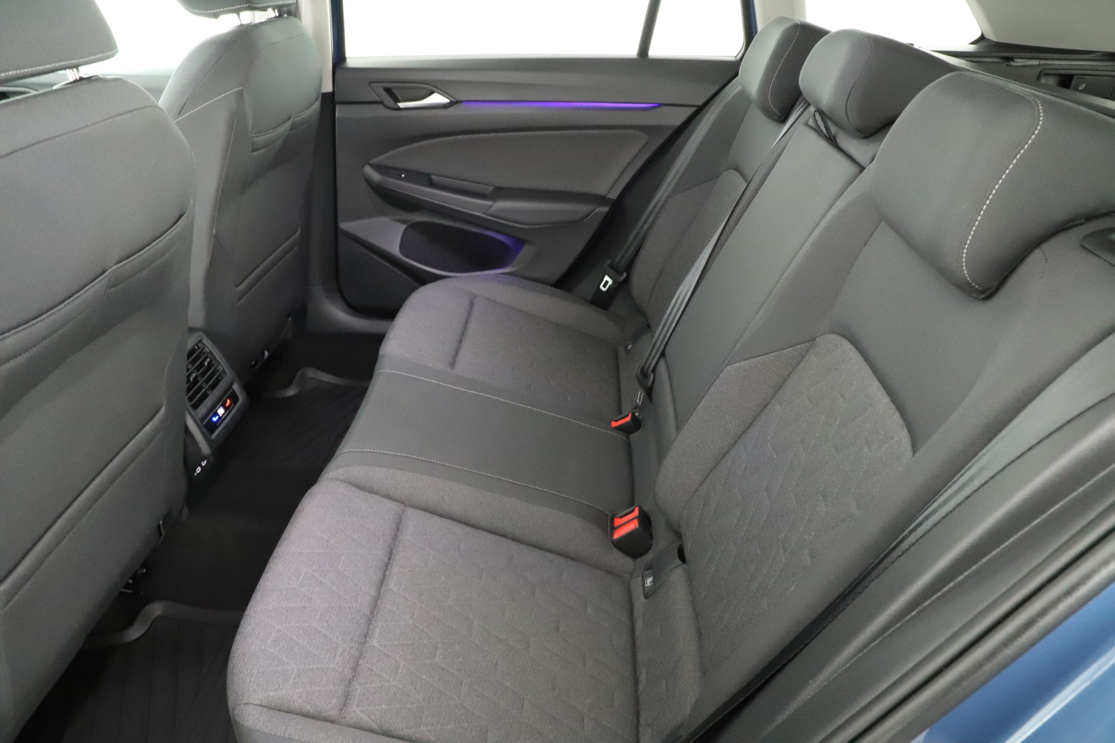 Volkswagen Golf - 2024