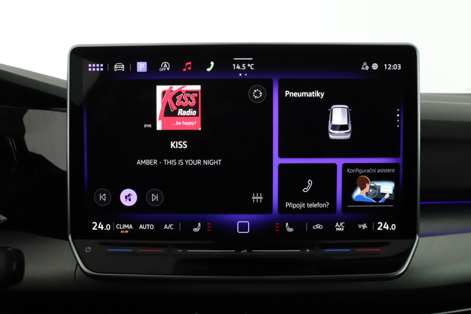 Volkswagen Golf - 2024