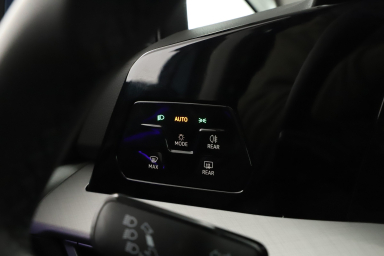 Volkswagen Golf - 2024