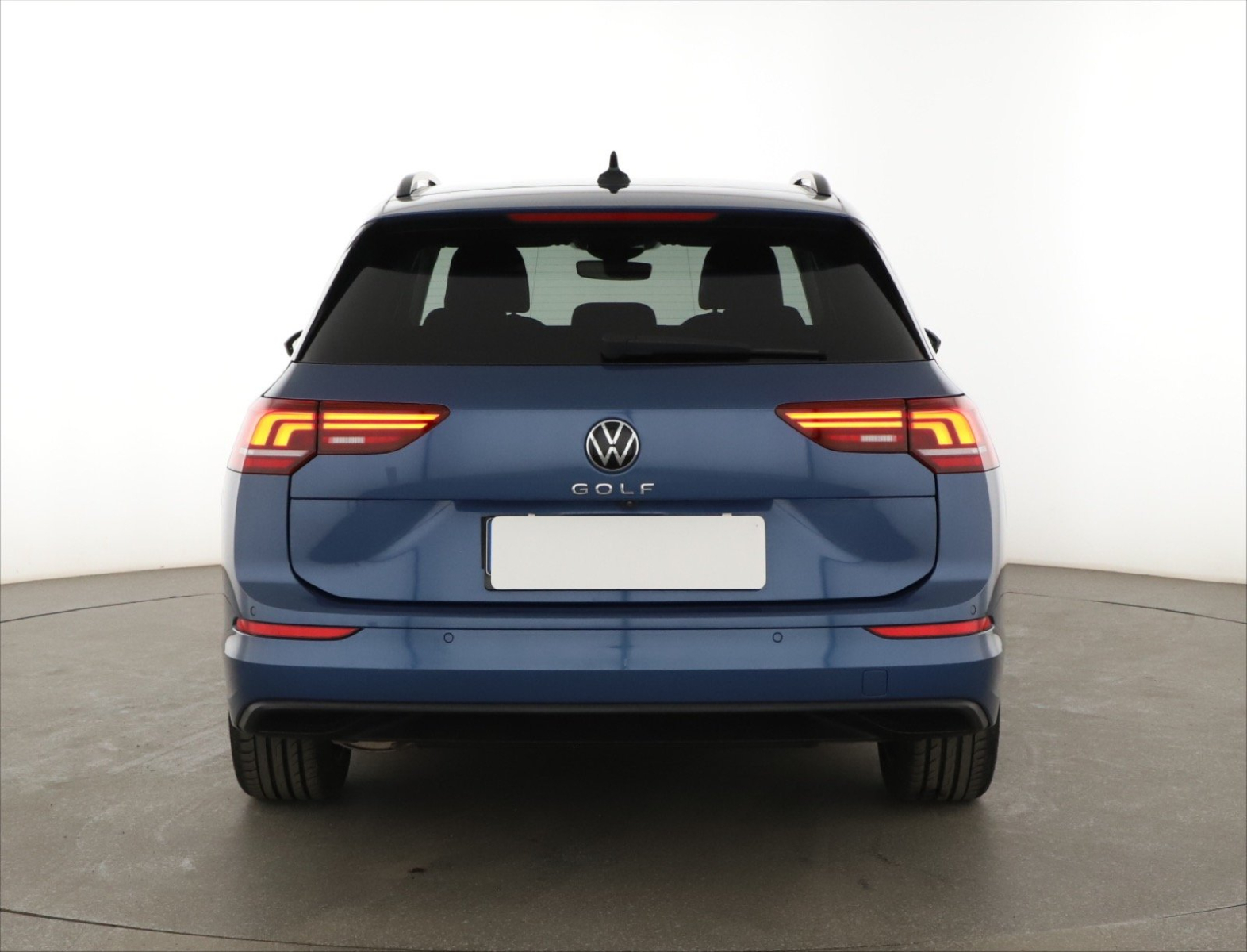 Volkswagen Golf - 2024