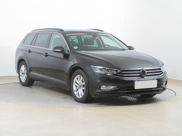 Volkswagen Passat 2022