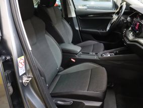 Škoda Octavia - 2023