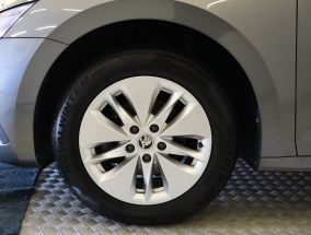 Škoda Octavia - 2023