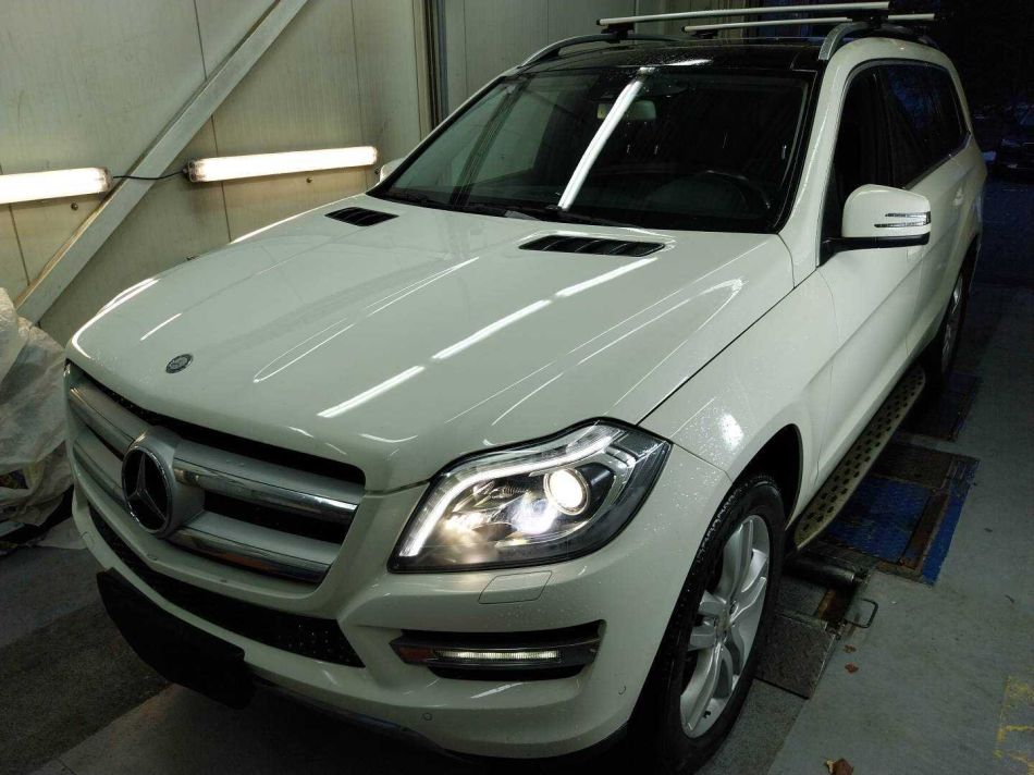 Mercedes-Benz GL - 2013
