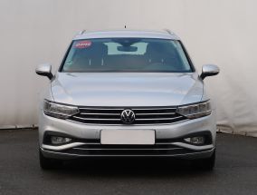 Volkswagen Passat - 2021