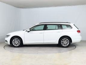 Volkswagen Passat - 2015