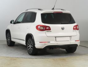 Volkswagen Tiguan - 2010