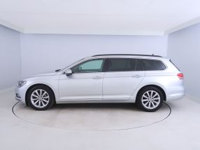 Volkswagen Passat - 2015