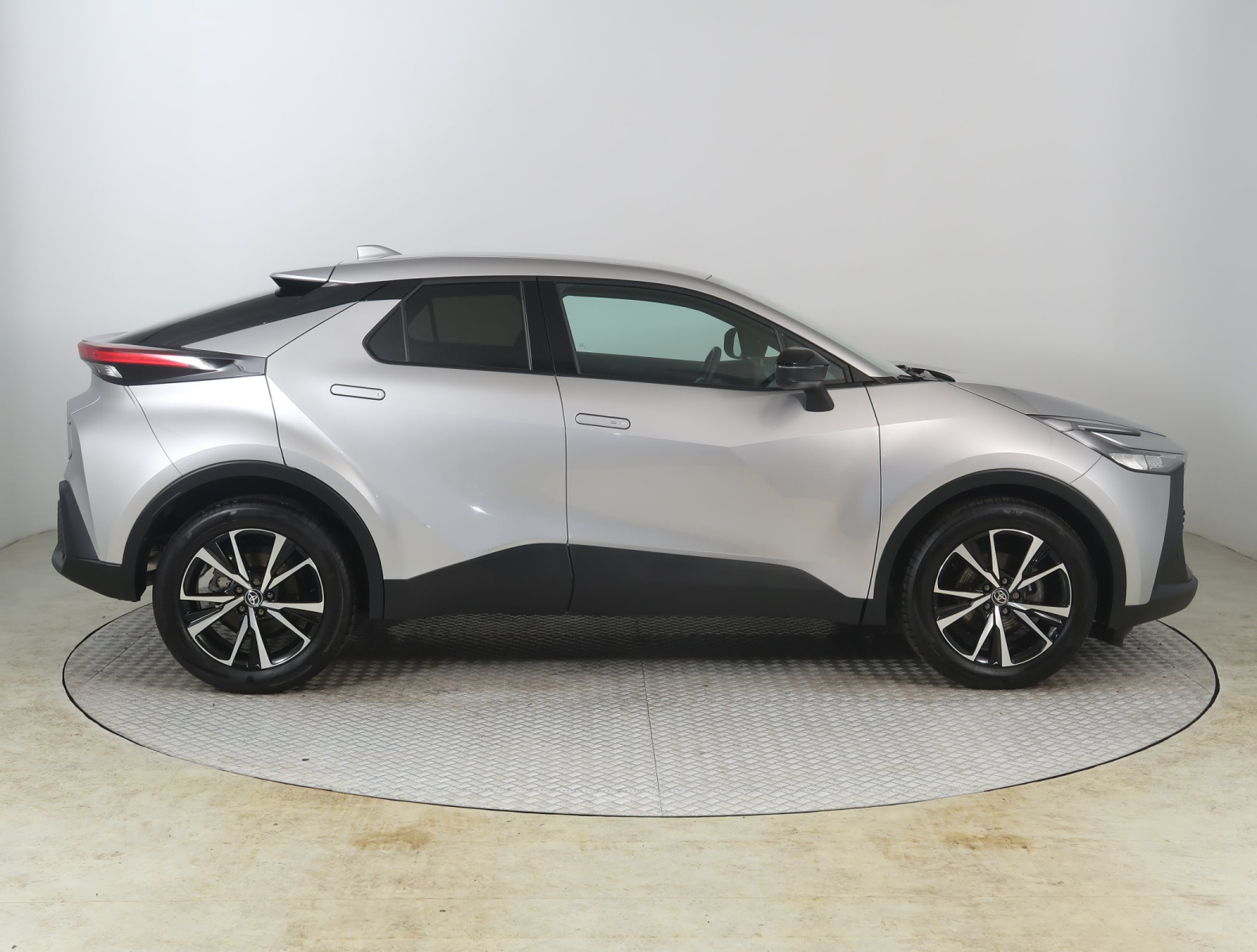 Toyota C-HR - 2024