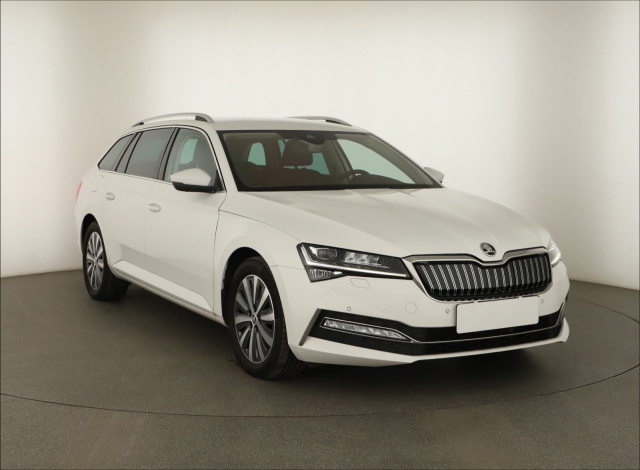 Škoda Superb 2020