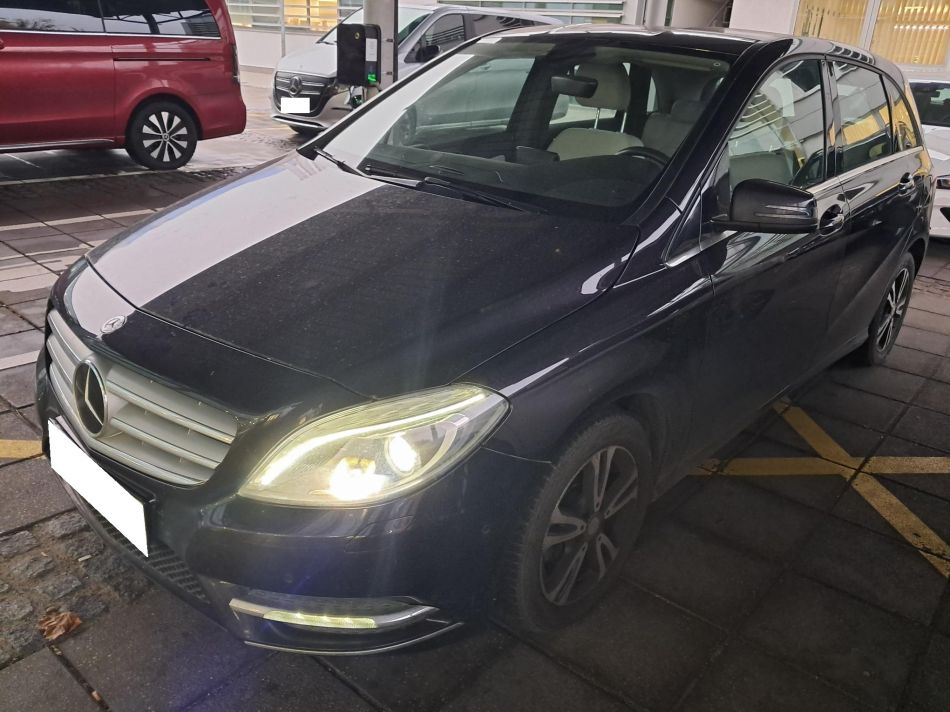 Mercedes-Benz B - 2013