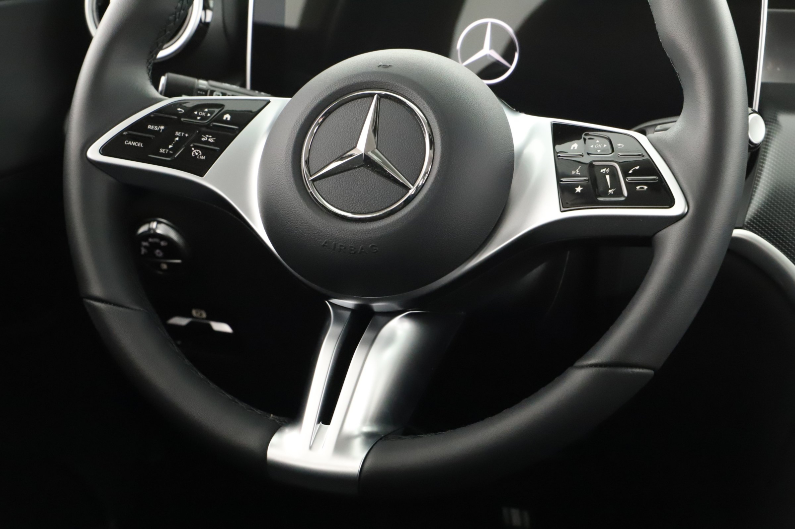 Mercedes-Benz GLC - 2026