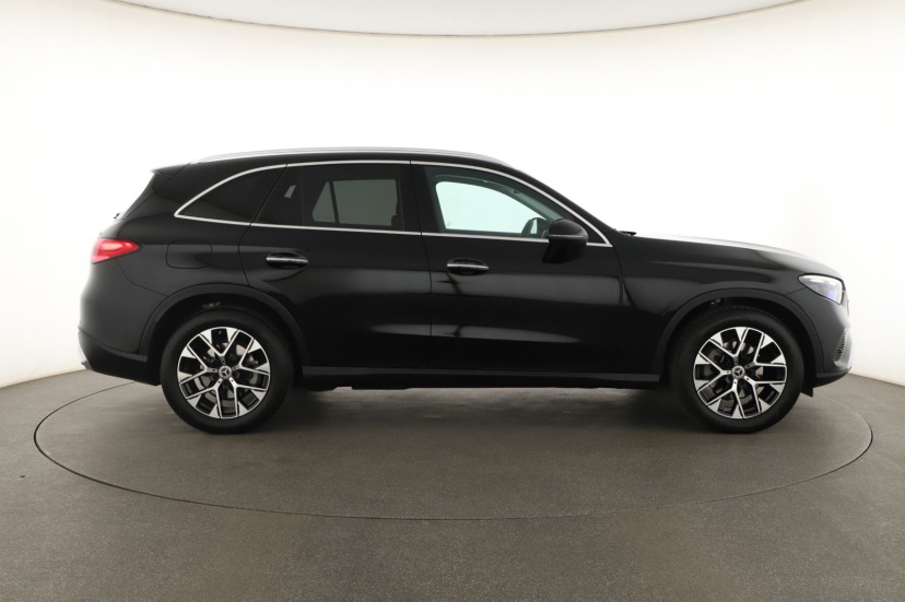 Mercedes-Benz GLC, 2026