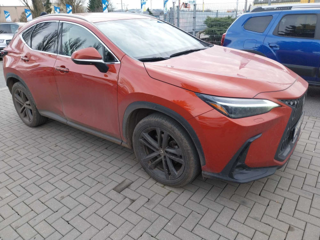 Lexus NX 2023
