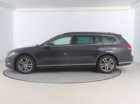 Volkswagen Passat - 2016