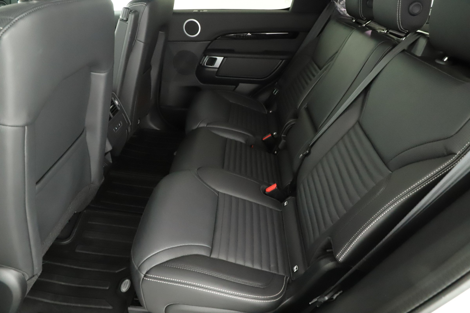 Land Rover Discovery - 2024