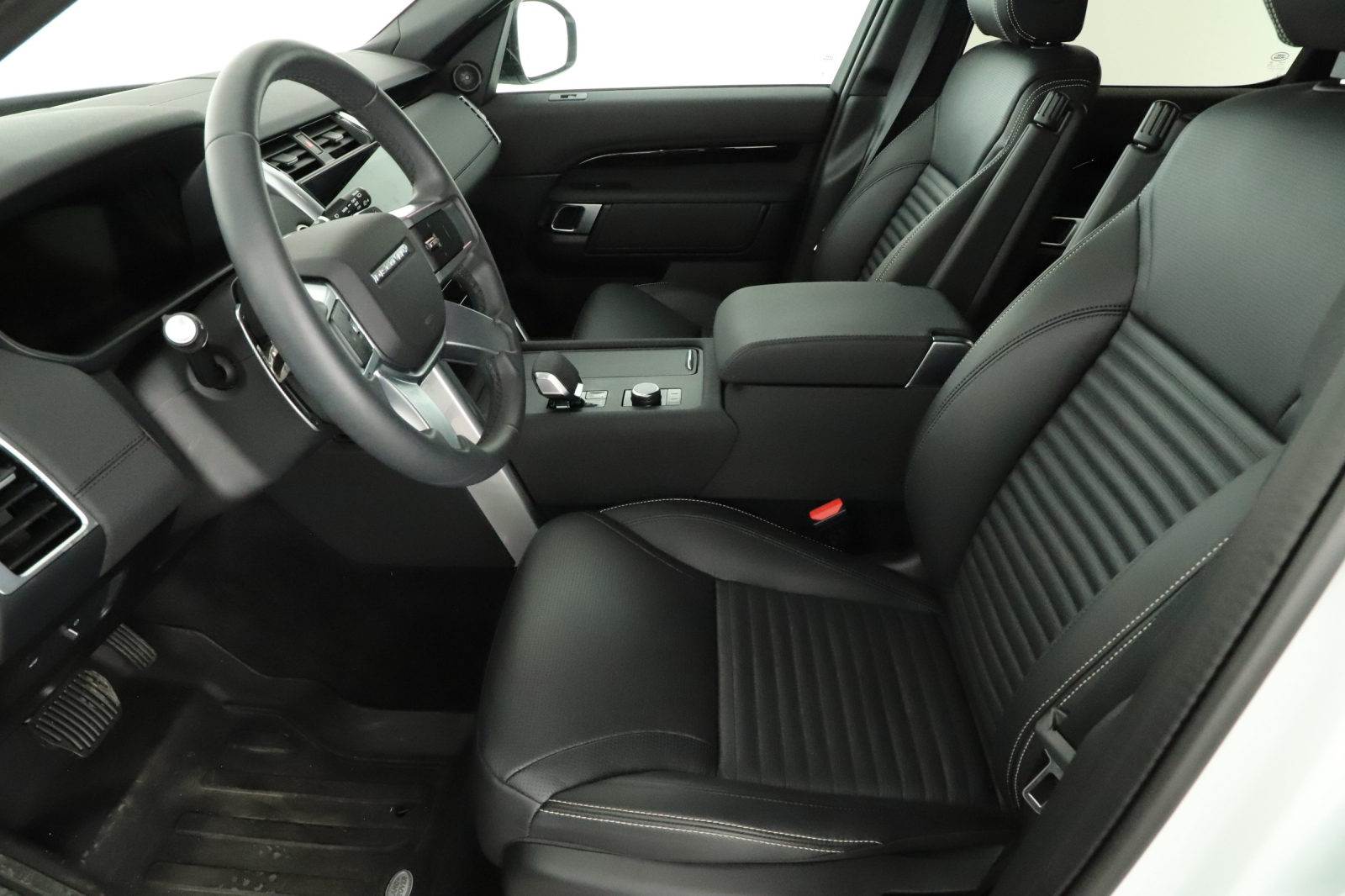 Land Rover Discovery - 2024