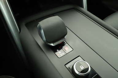 Land Rover Discovery - 2024