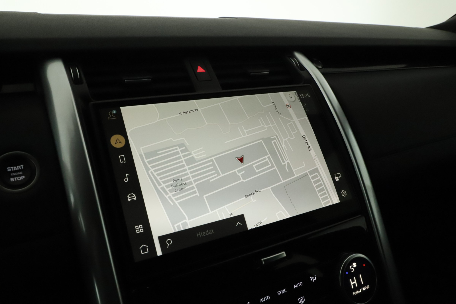 Land Rover Discovery - 2024