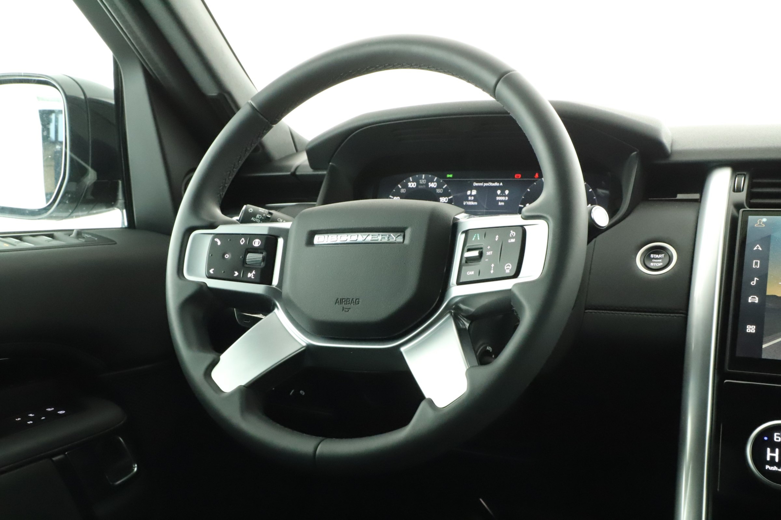 Land Rover Discovery - 2024