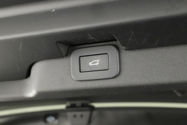 Land Rover Discovery - 2024