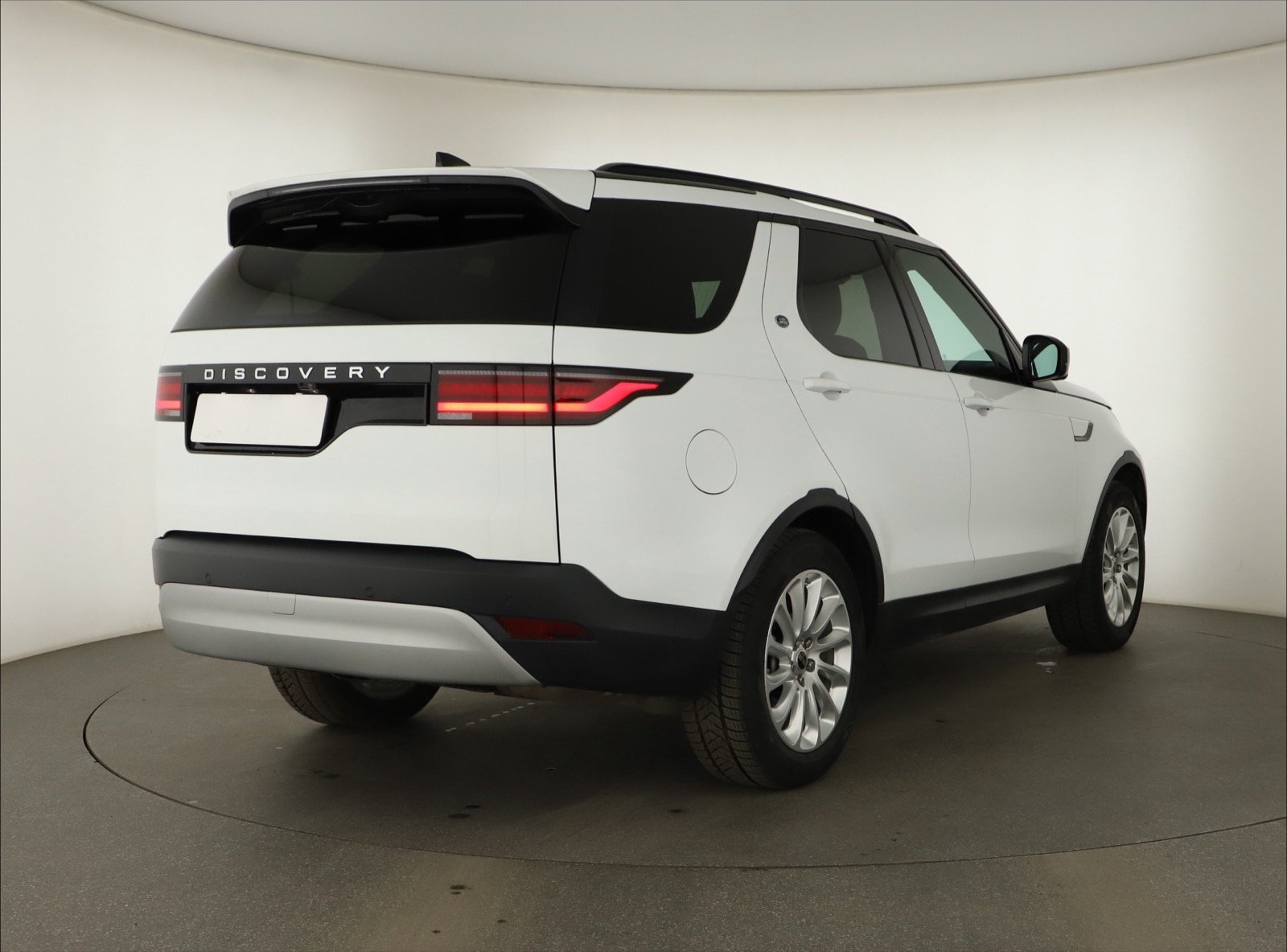 Land Rover Discovery - 2024