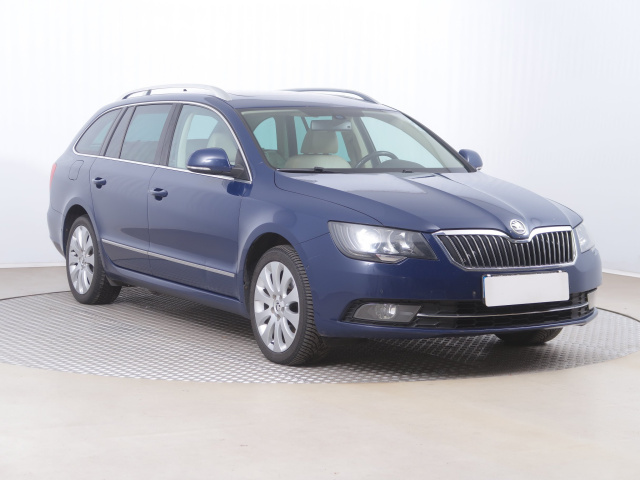 Škoda Superb 2013