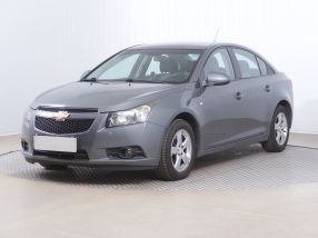 Chevrolet Cruze - 2012