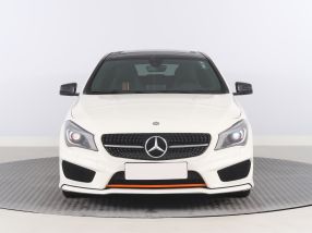 Mercedes-Benz CLA - 2015