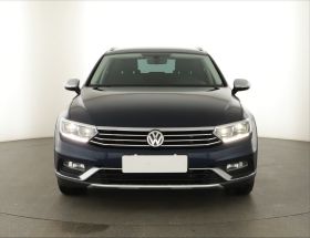Volkswagen Passat - 2016