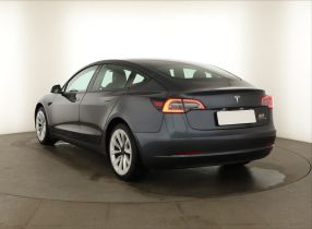 Tesla Model 3 - 2021