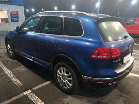 Volkswagen Touareg - 2015
