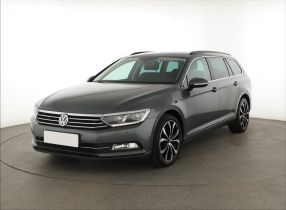 Volkswagen Passat - 2015