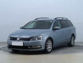 Volkswagen Passat - 2012