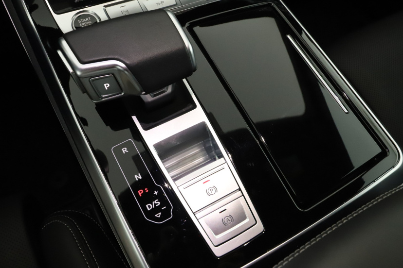 Audi Q8, 2025