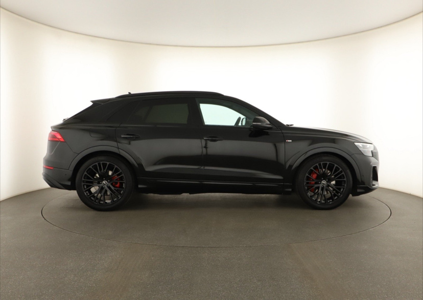 Audi Q8, 2025
