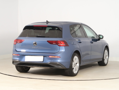 Volkswagen Golf - 2024