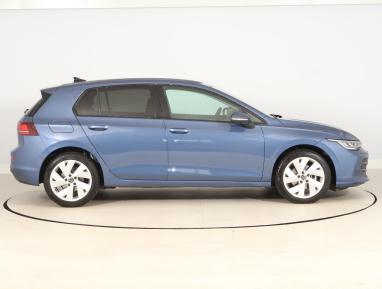 Volkswagen Golf - 2024