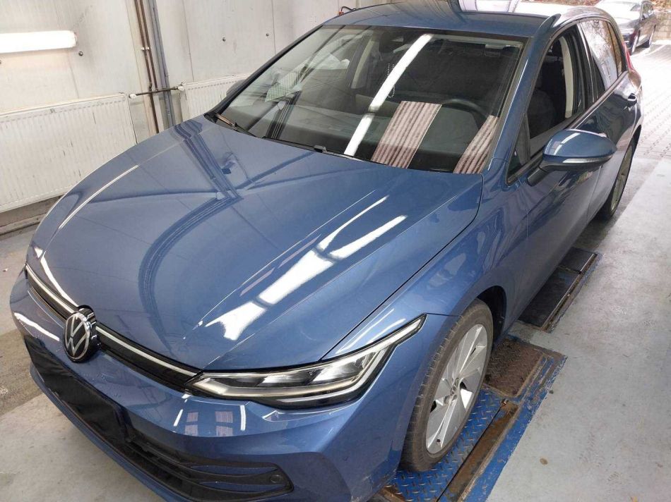 Volkswagen Golf - 2024