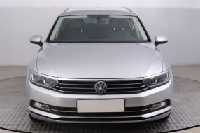 Volkswagen Passat - 2015