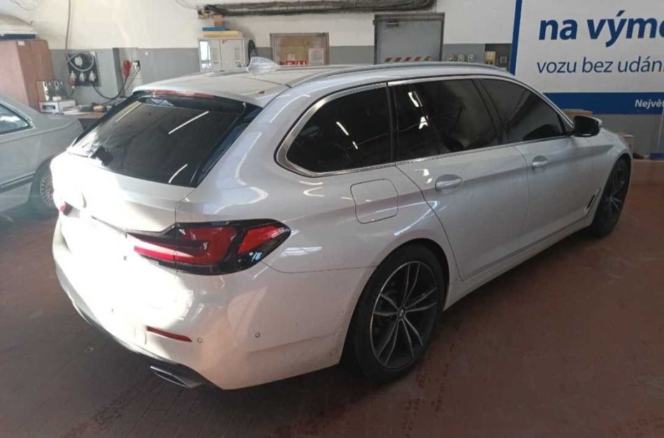 BMW 5 - 2021